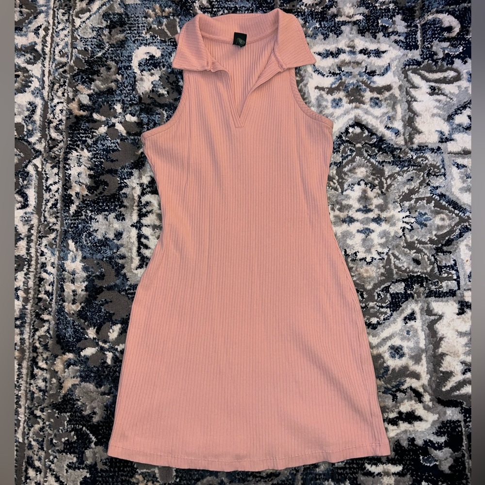 Sleeveless Pink Collared Dress